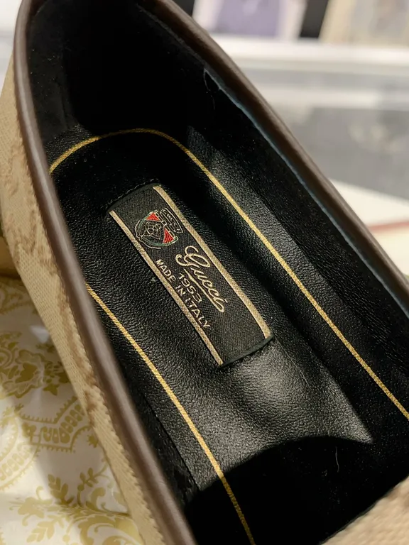 Gucci Shoe 